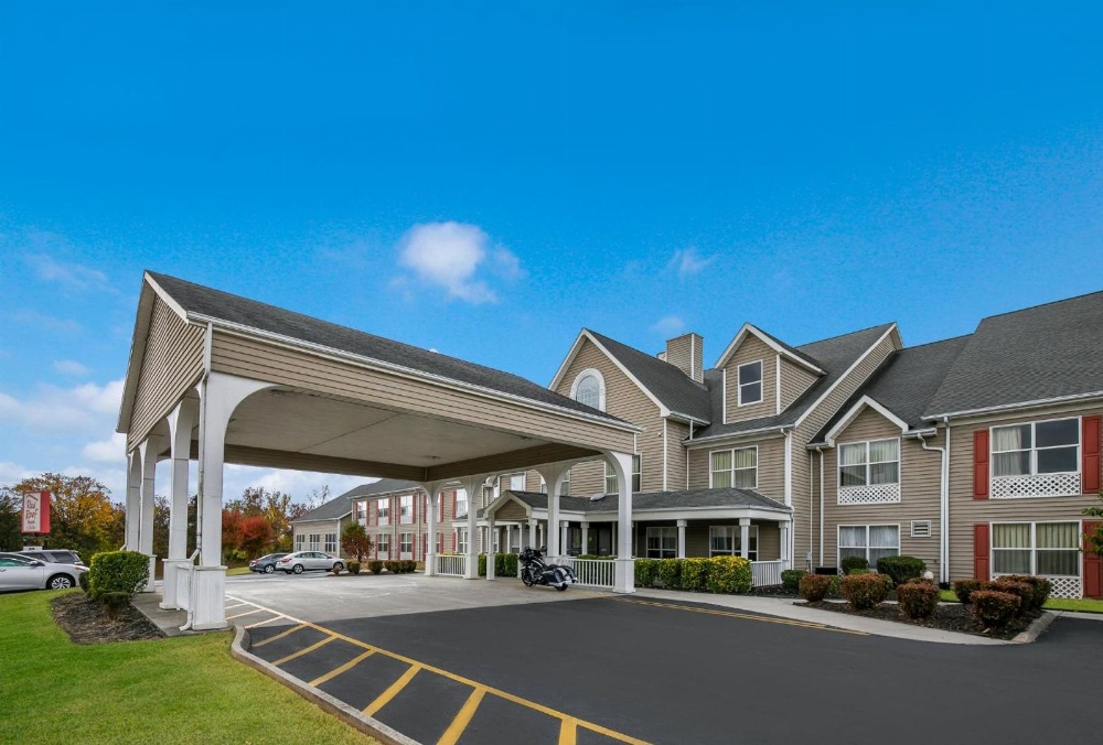 Red Roof Inn & Suites Knoxville East